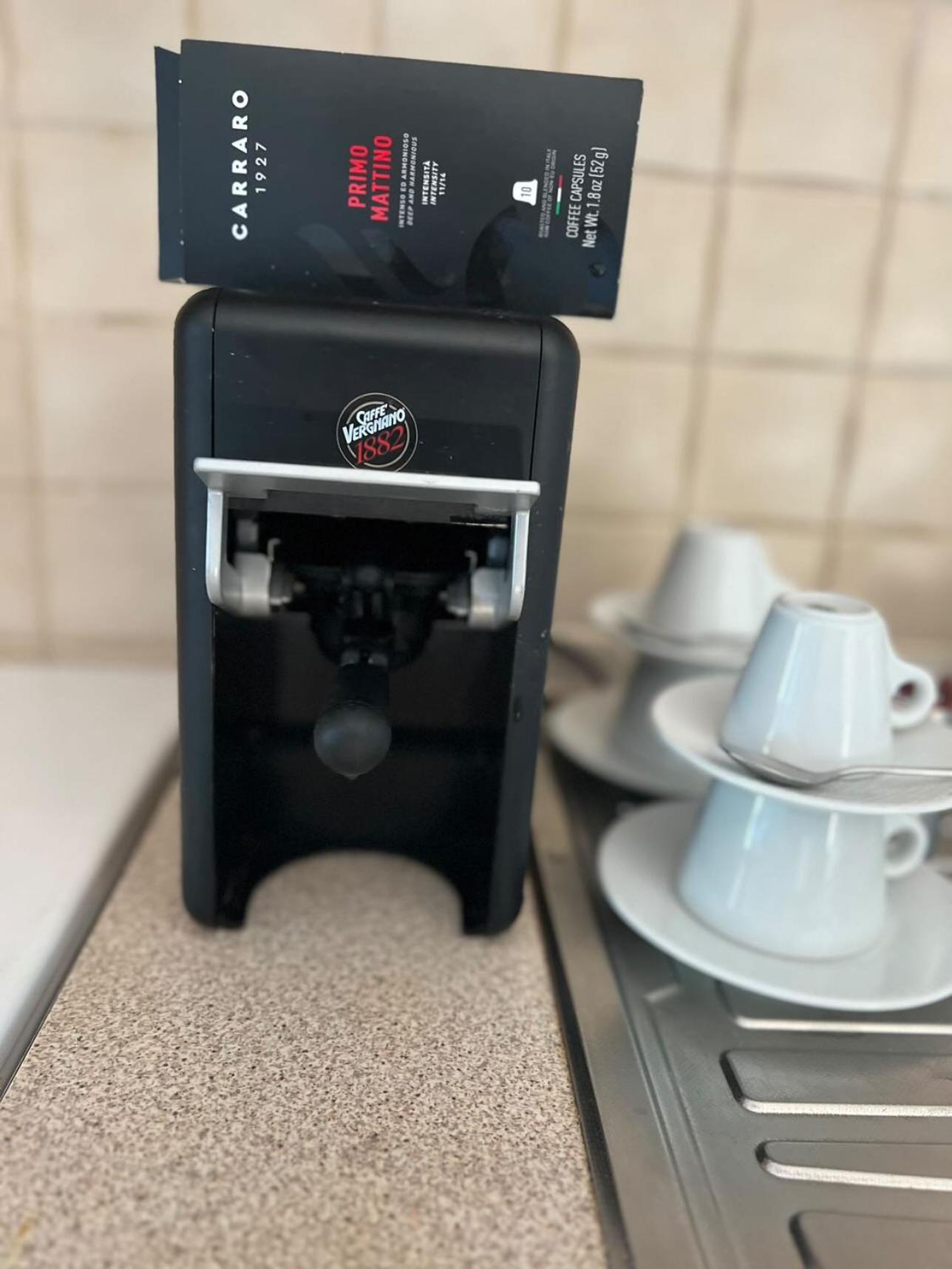 Glykanisos Mini Suites Néa Péramos Bagian luar foto